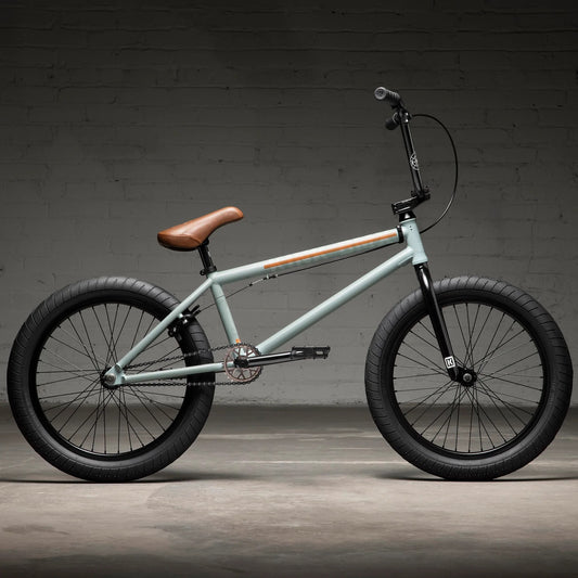 KINK - WHIP XL 2022 GLOSS SAGE GREY